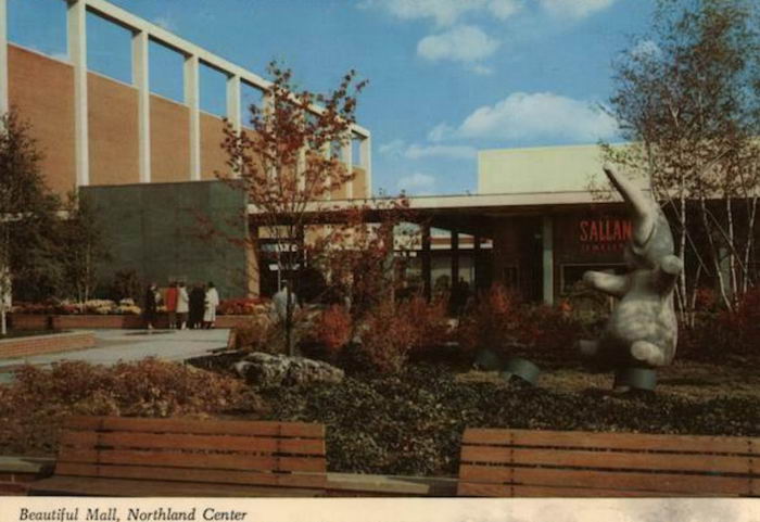 Northland Center (Northland Mall) - Old Postcard